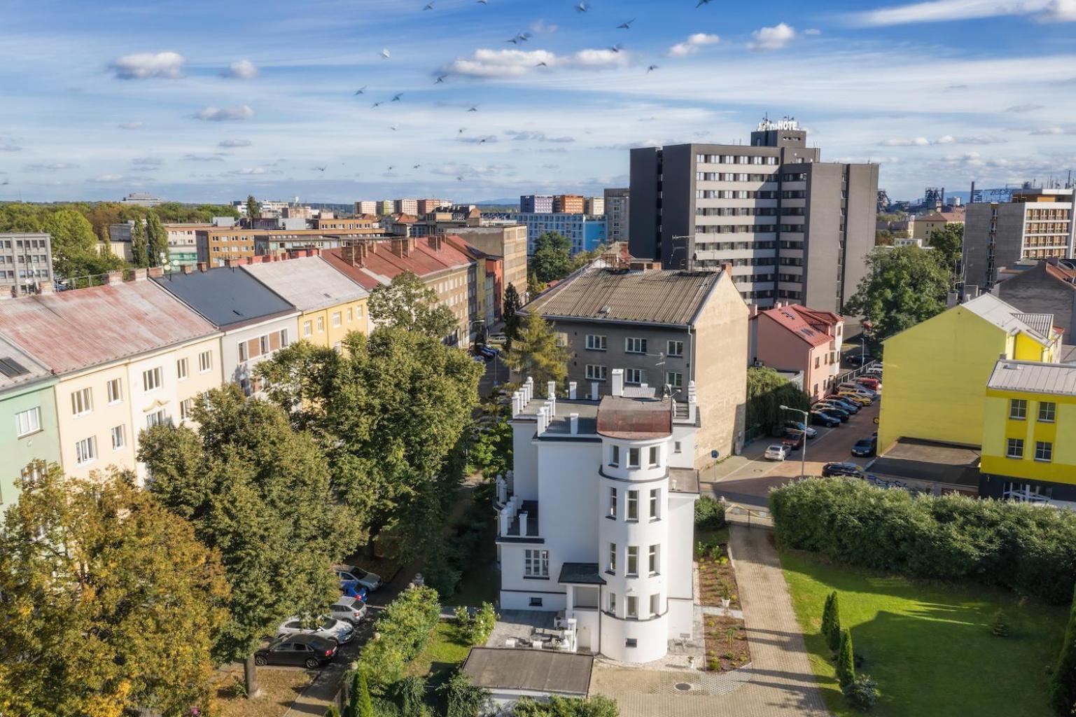 Apartments Villa Whitehouse Ostrava Extérieur photo